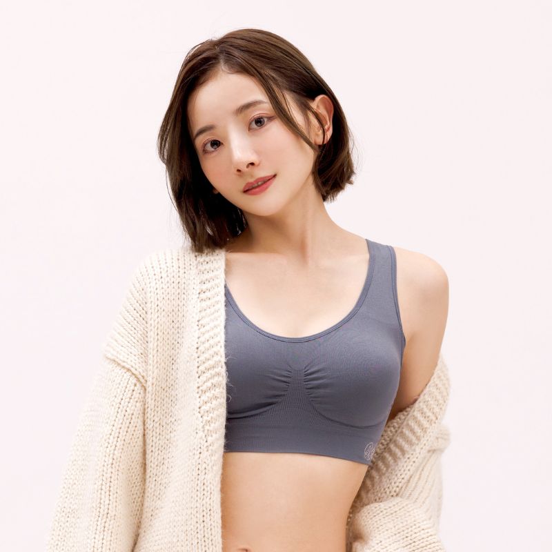 モスグリーン×グレー